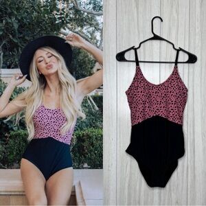 Coral Reef The Sailor Modest Cutout Button Back One Piece Swimsuit size S Small